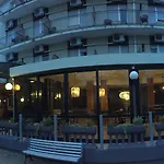 Wuhostel 3*