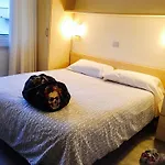 Wuhostel Szálloda