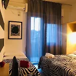 Wuhostel Szálloda