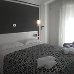 Wuhostel 3*