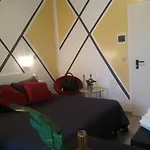 Wuhostel Szálloda 3*