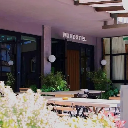Wuhostel Hotel 3*