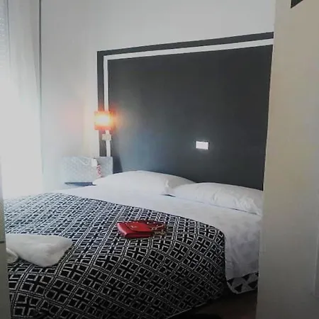 Hotel Wuhostel 3*
