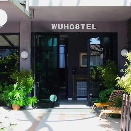 فندق Wuhostel تّشيرفييا