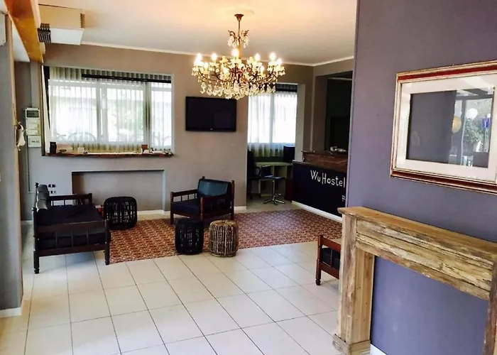 Wuhostel 3*