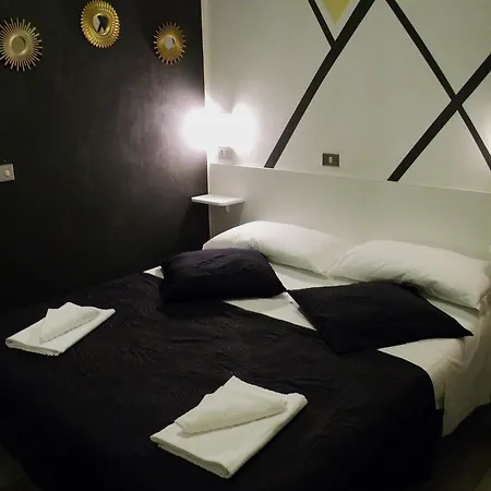Otel Wuhostel Cervia