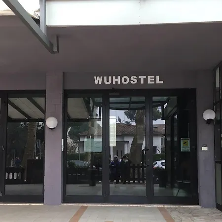 Wuhostel