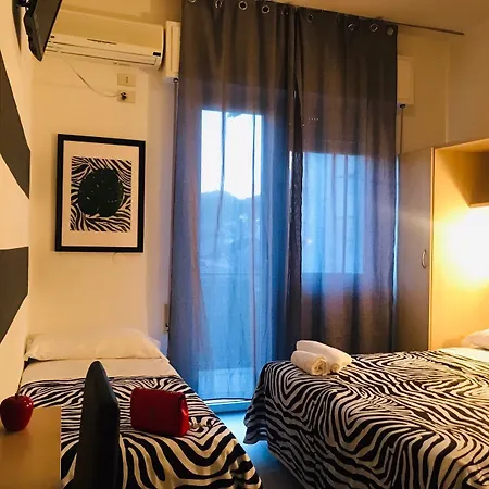 Wuhostel Hotel