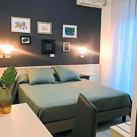 Wuhostel 3*