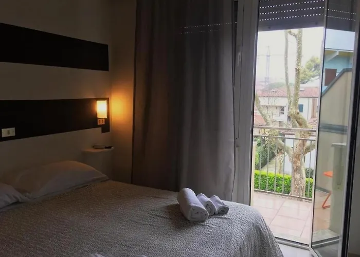 Szálloda Wuhostel 3*