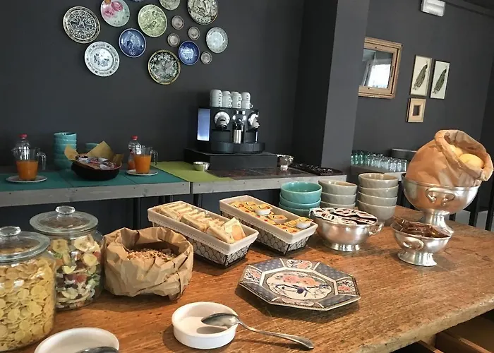 Wuhostel Szálloda Cervia