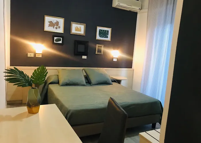 Wuhostel Hotel
