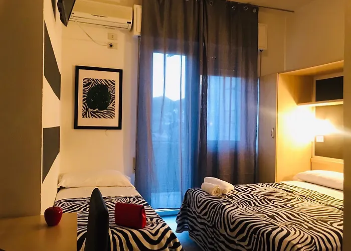 Wuhostel Hotel